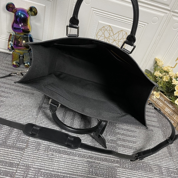 ルイヴィトンバッグ着用イメージ